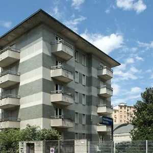 https://residence-loreto.italymilanhotels.net
